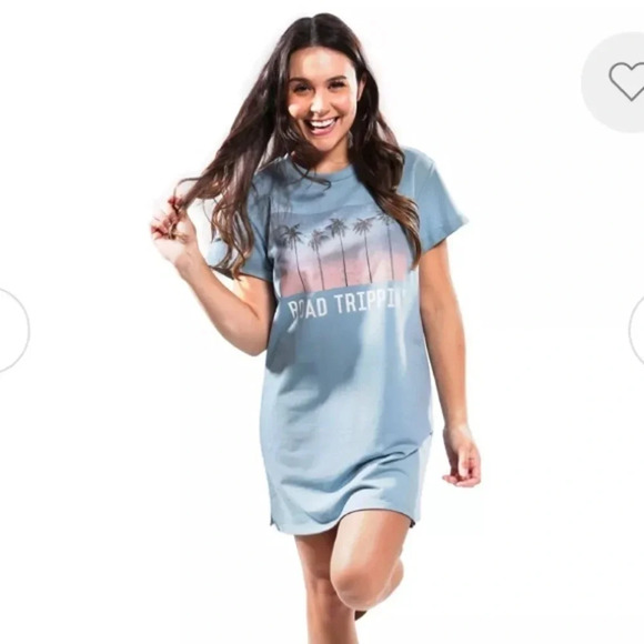 Dresses & Skirts - Women's Size XL “Road Trippin'" Smoke Blue Palm Tree T-Shirt Dress